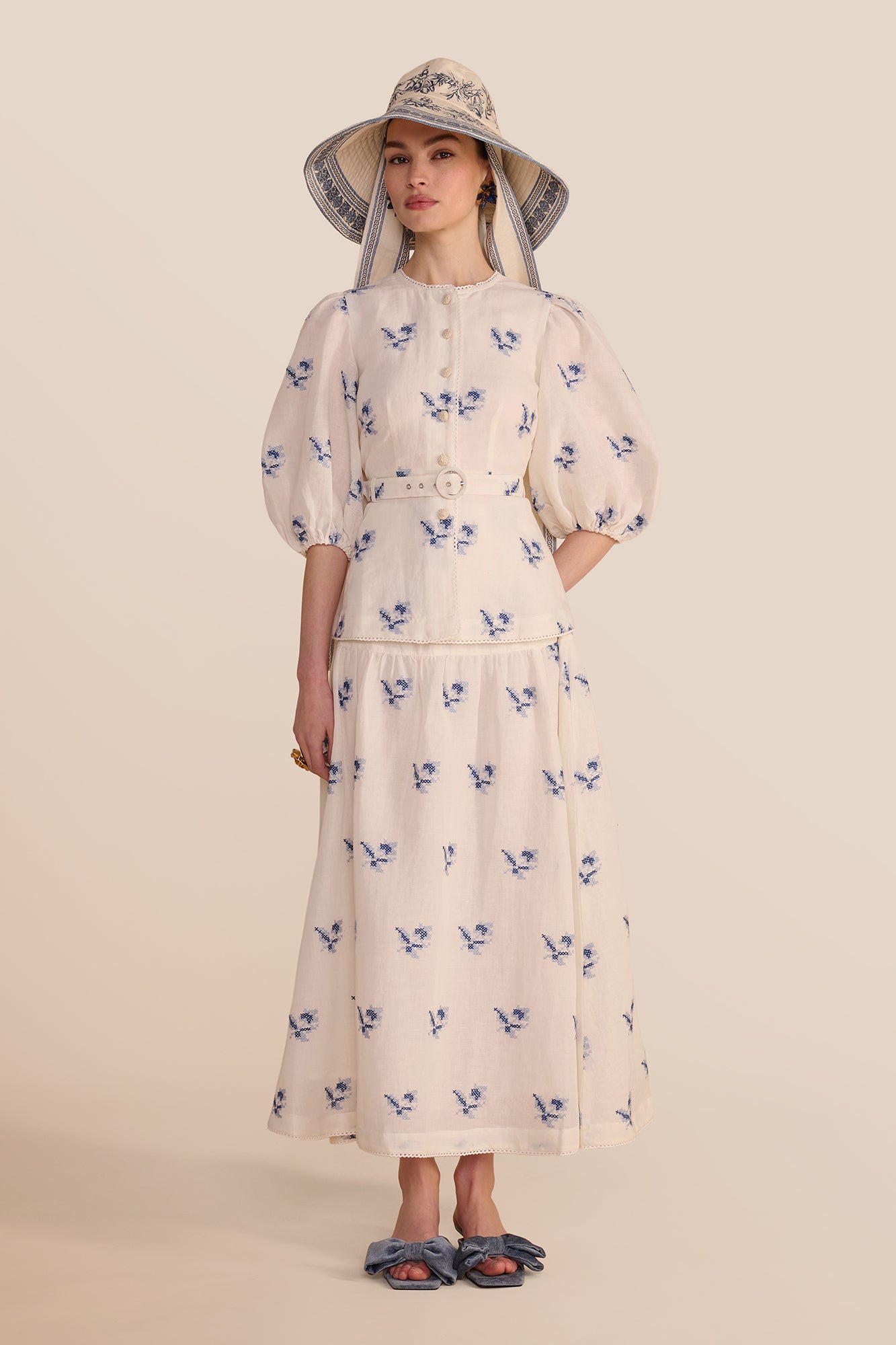 Gabriella White Hatch Rose Blouse