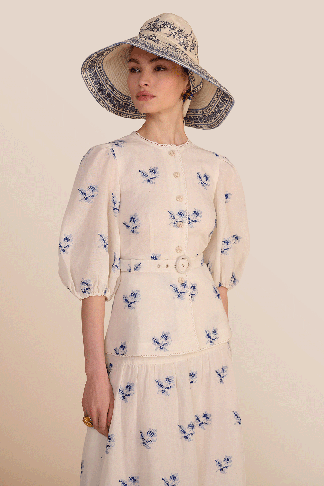 Gabriella White Hatch Rose Blouse