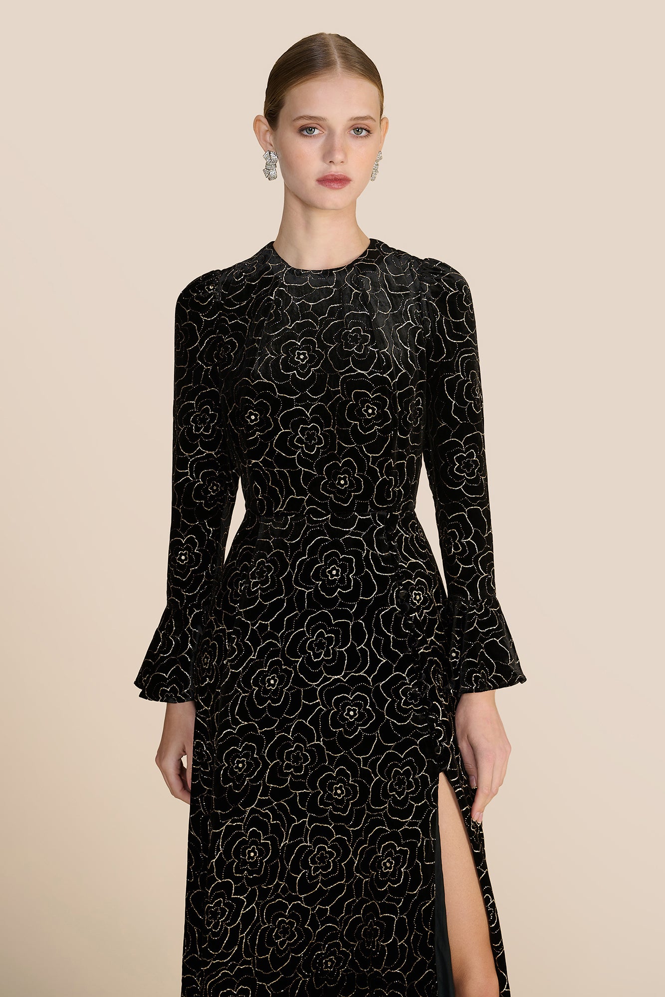 Yahvi Embellished Velvet Dress