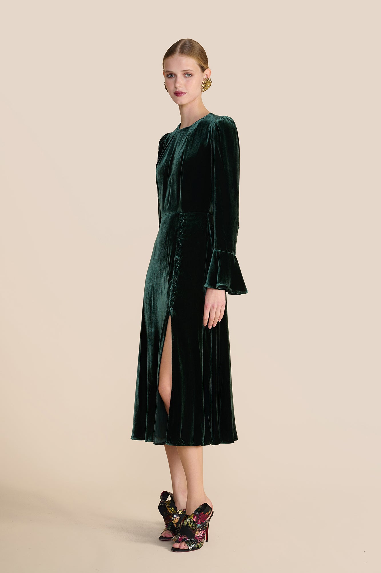 Yahvi Evergreen Velvet Dress