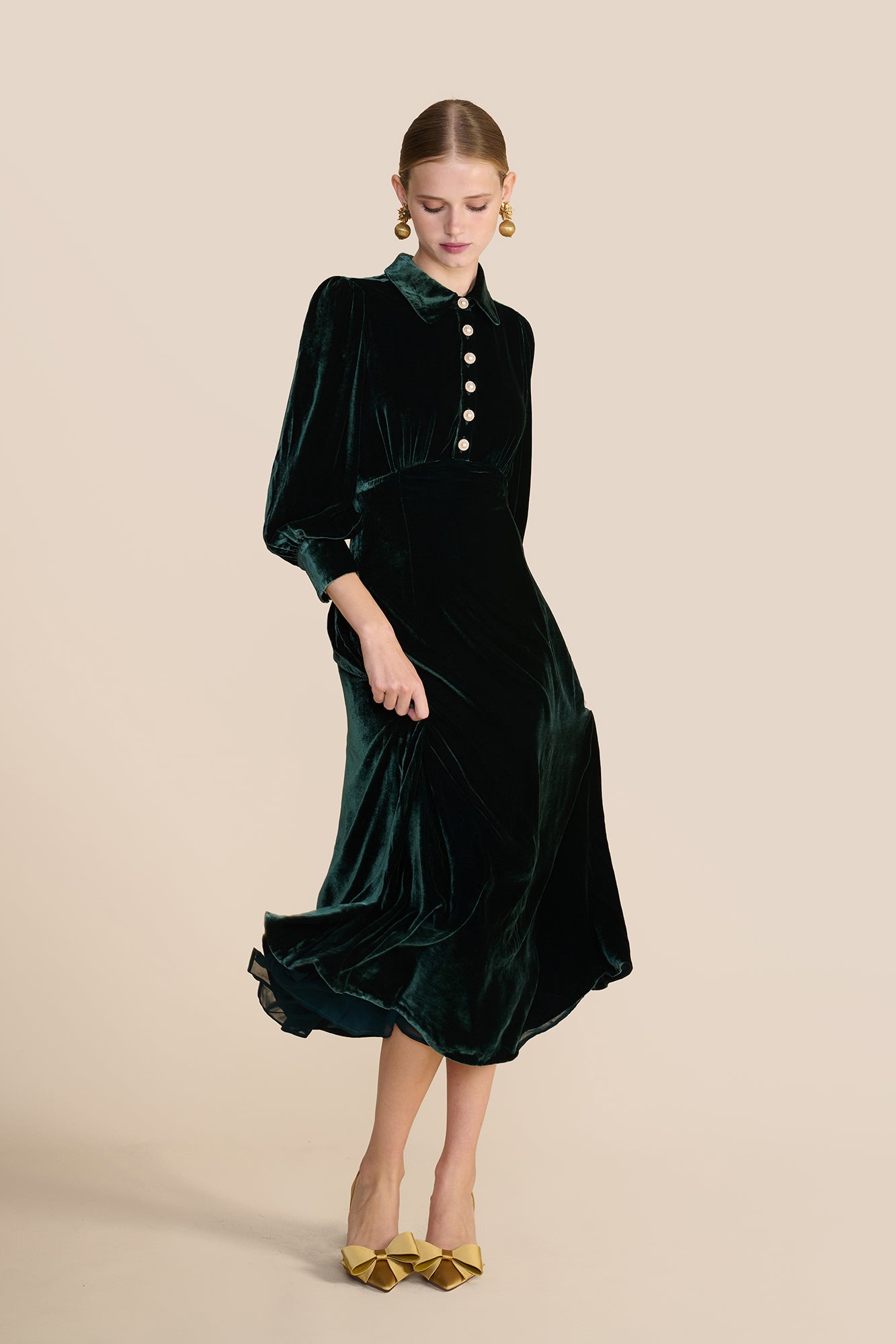 Calla Evergreen Velvet Dress