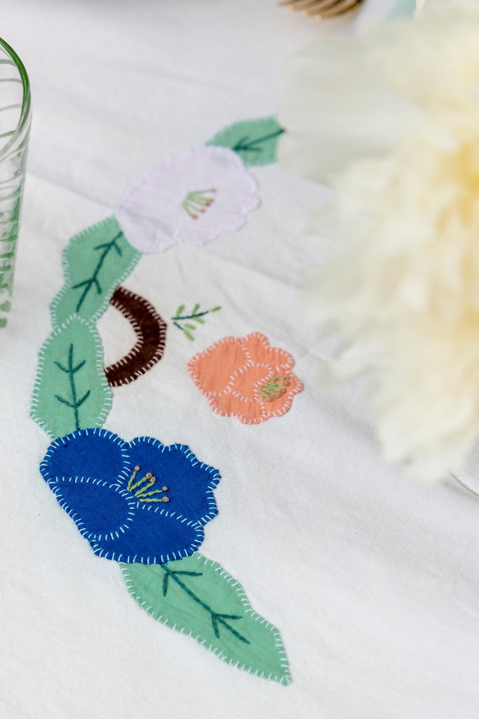 White Floral Appliqué Tablecloth