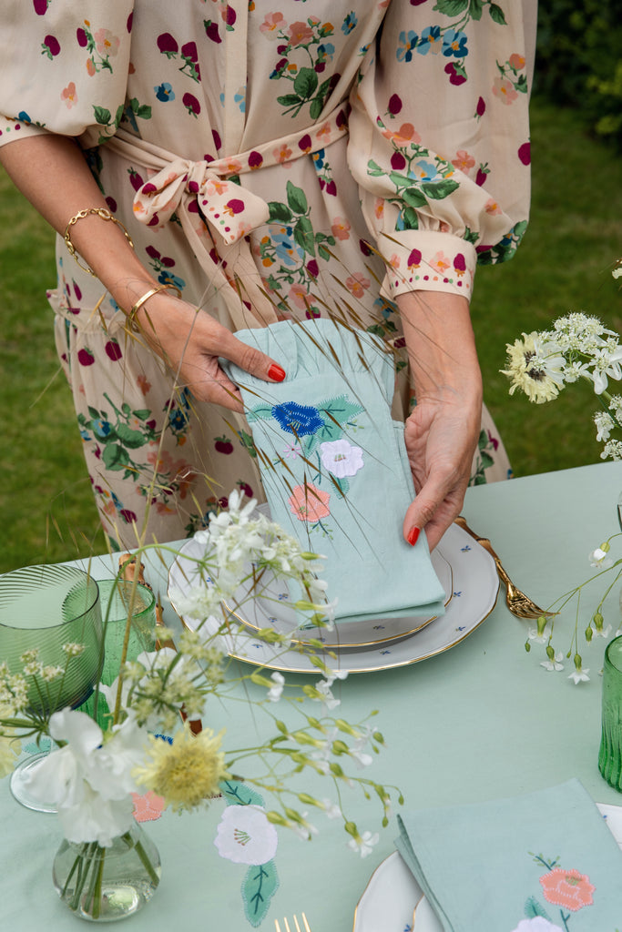 Green Floral Appliqué Tablecloth