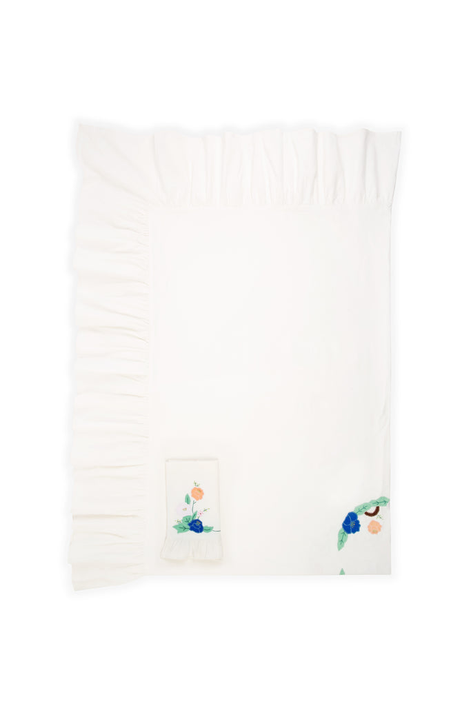 White Floral Appliqué Tablecloth